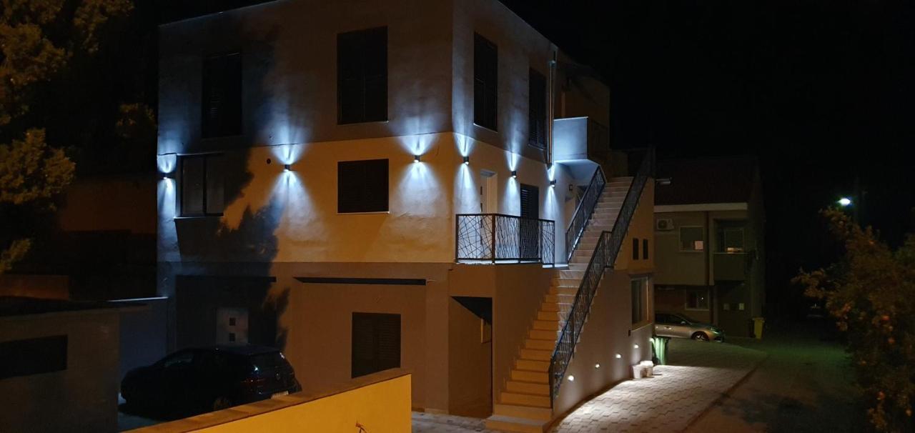 Apartments Ena Kaštela Kültér fotó